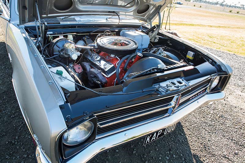 holden monaro gts 327 engine bay 3