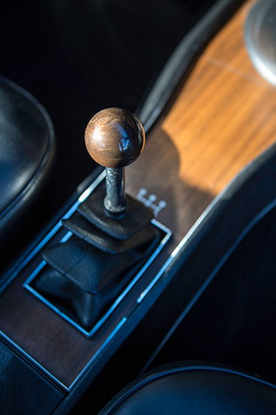 holden monaro gts 327 gearstick 2