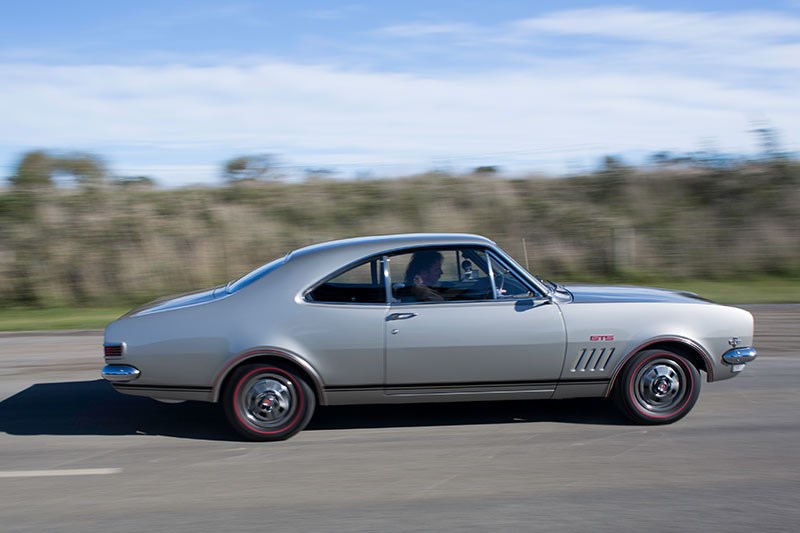 holden monaro gts 327 onroad 2