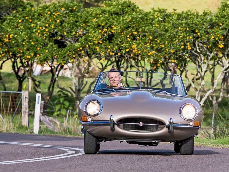 jaguar e type onroad