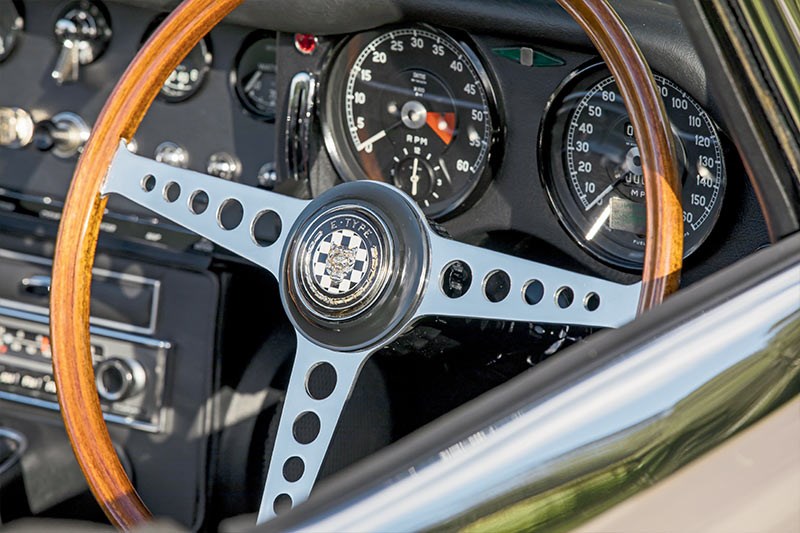 jaguar e type steering wheel
