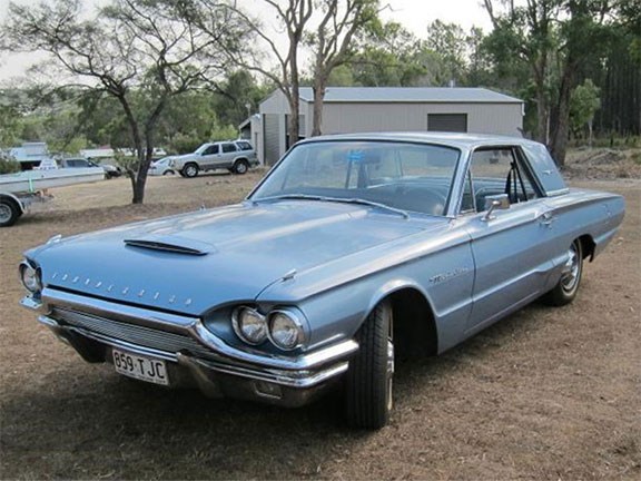 1964 Ford Thunderbird 