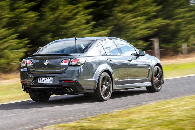holden vf commodore onroad 2