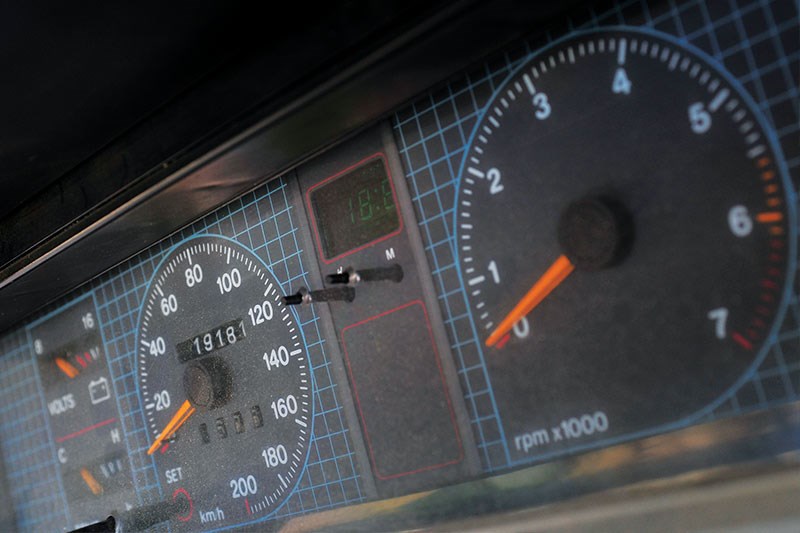 holden vl commodore gauges