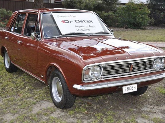 1971 Ford Cortina 