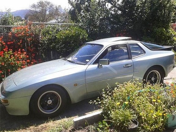 1985 Porsche 944 