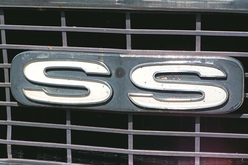 chev ss badge