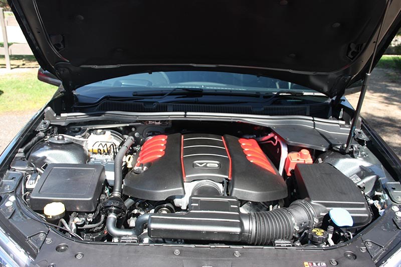 holden commodore director engine bay