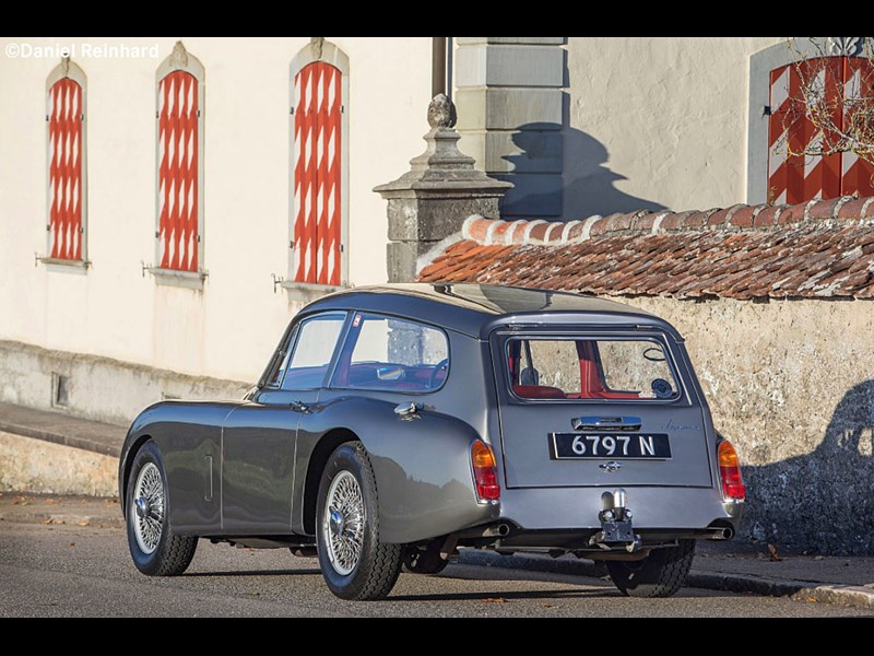 jaguar xk150 tow car rear