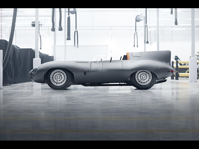 J Classic D type side