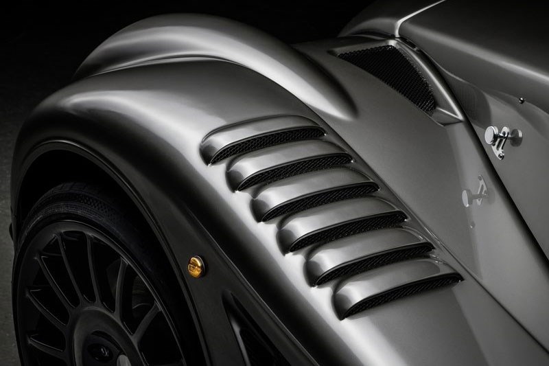 Morgan Aero GT louvres