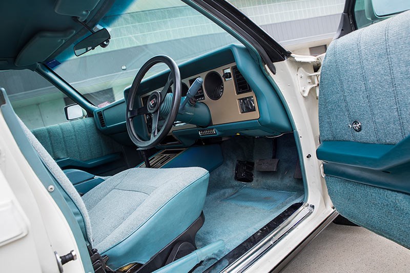 hdt magnum interior