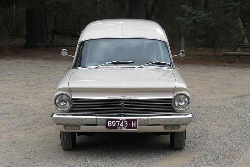 holden eh front