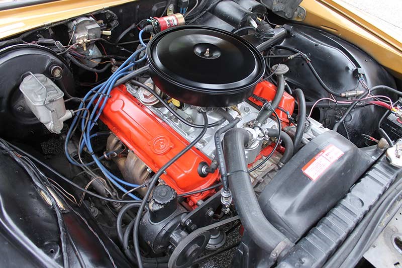 holden hx engine bay 2