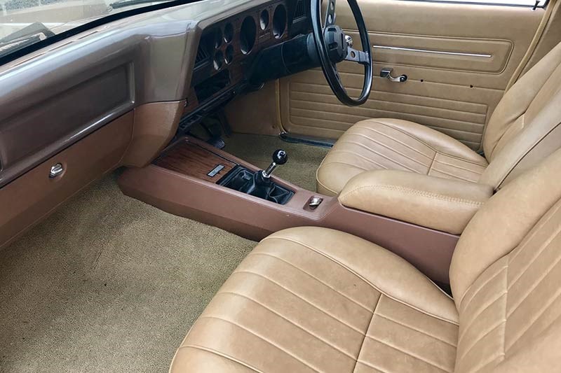 holden sandman interior