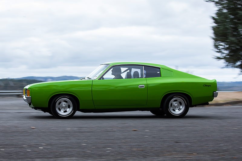 valiant charger onroad 3