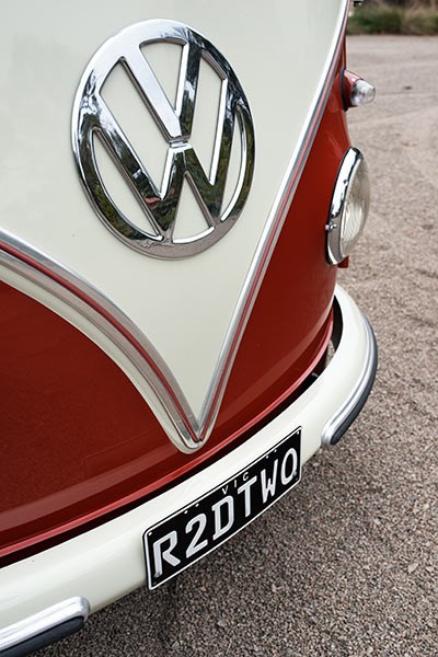 vw kombi badge