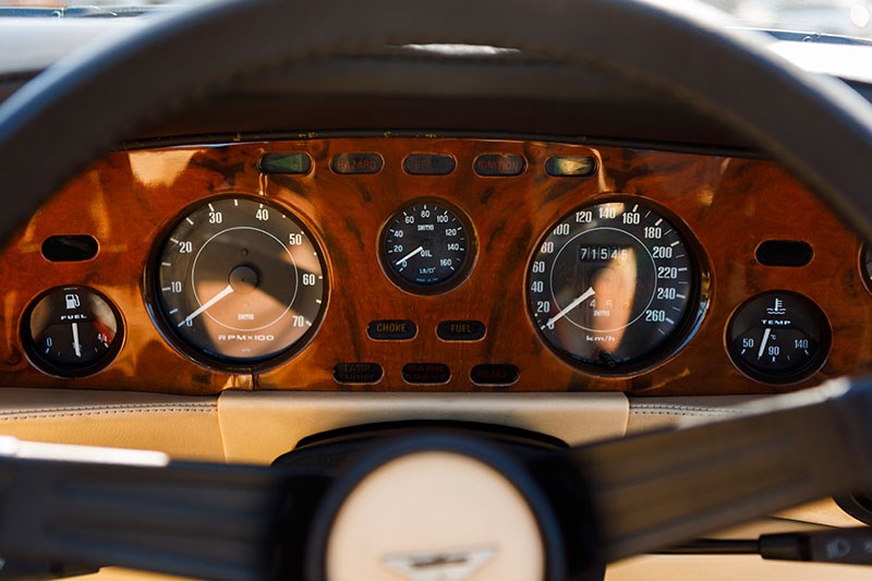 aston martin dash 2