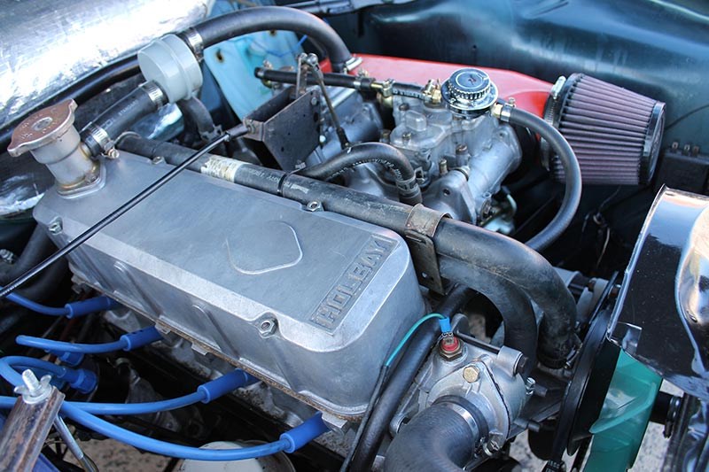 sunbeam rapier engine bay