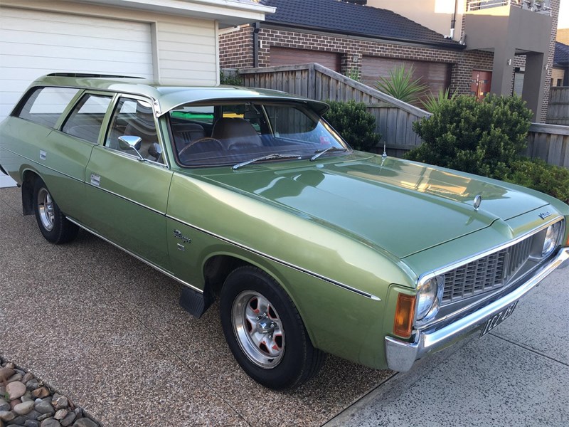 1975 VJ Valiant