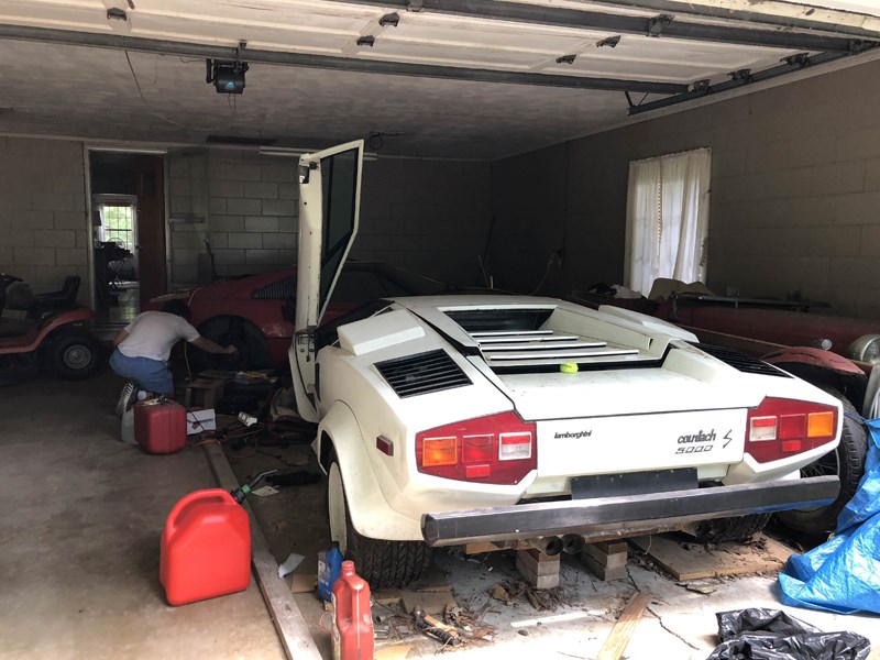 BARN FIND Countach rear