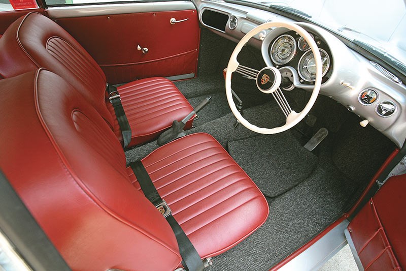 ascort interior