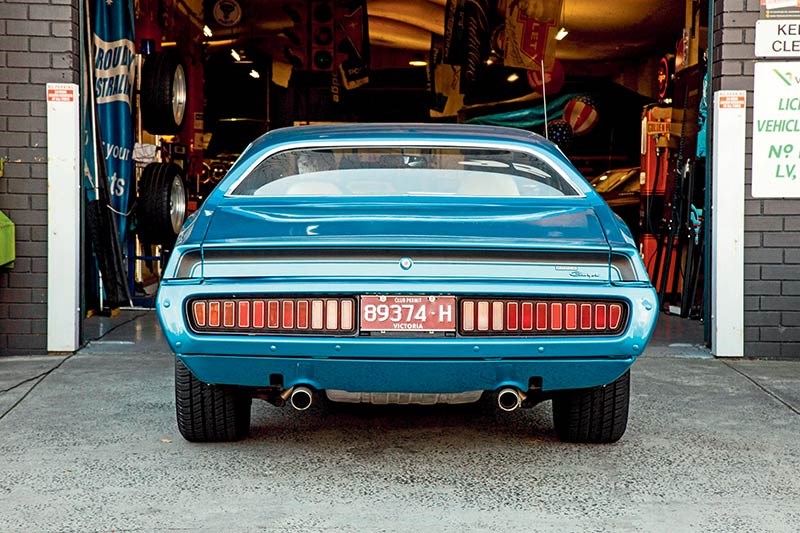 dodge charger rear