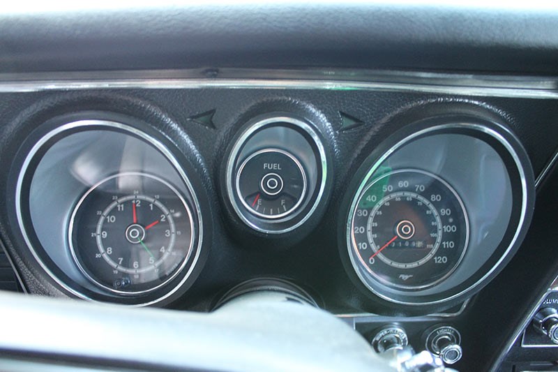 ford mustang mach1 dash