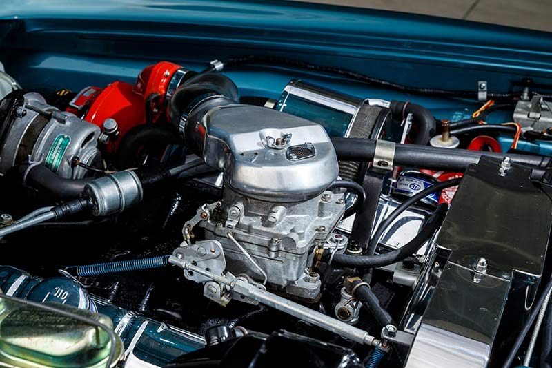 studebaker avanti engine bay