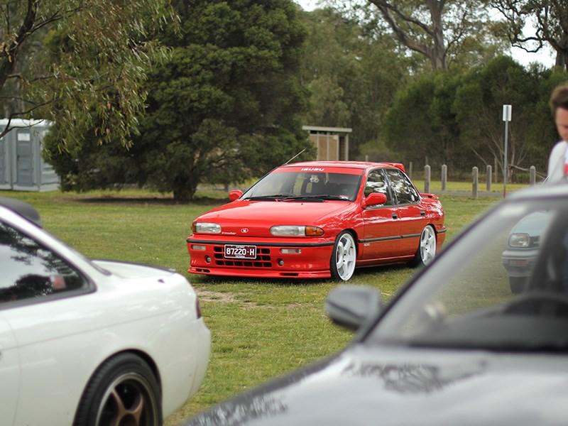 Sakura Picnic Isuzu