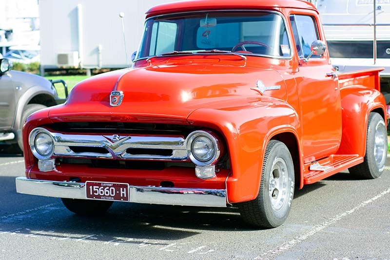 ford pickup front