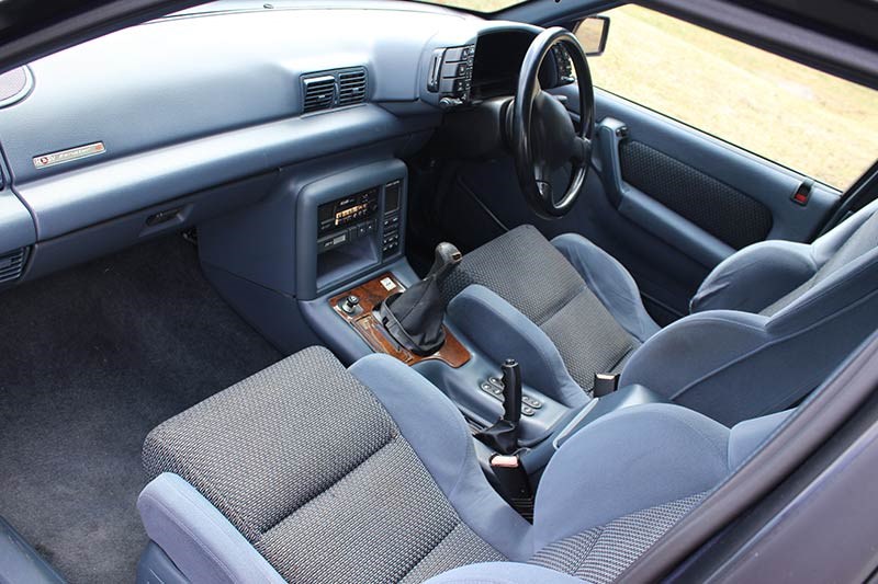 hsv senator interior front 2