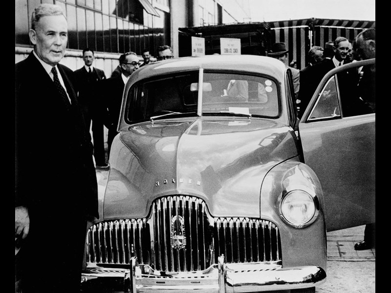 Chifley holden 48 215 nov 29 1948