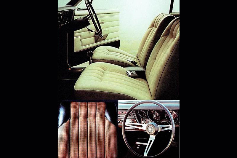 holden monaro ht interior