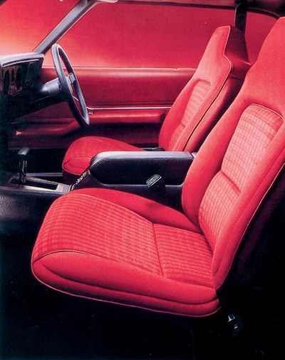 holden hx monaro seats