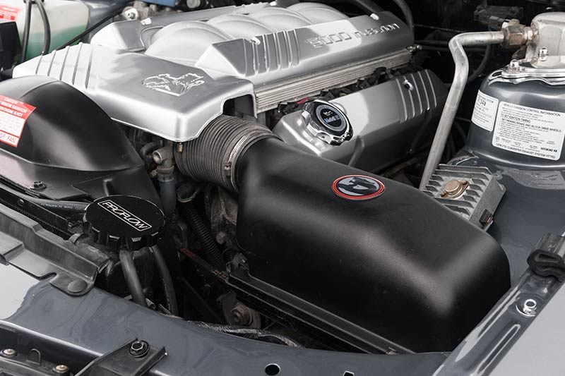 holden vn ss engine bay