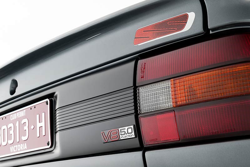 holden vn ss tail light