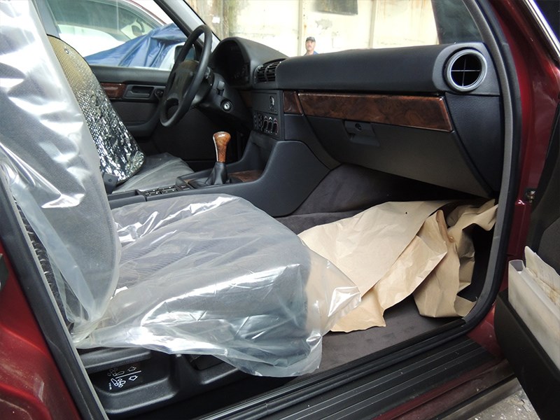 BMW E34 Barn Find interior pristine