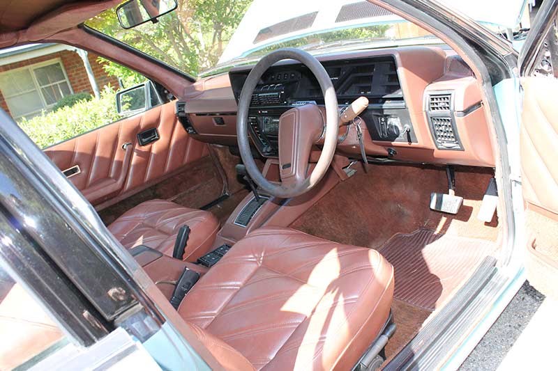 holden vk interior