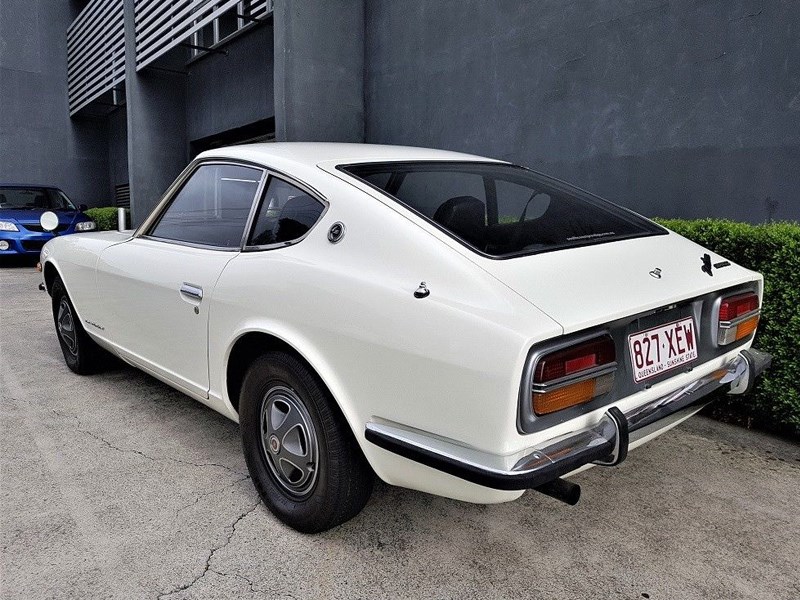 Datsun 240Z on eBay rear quarter