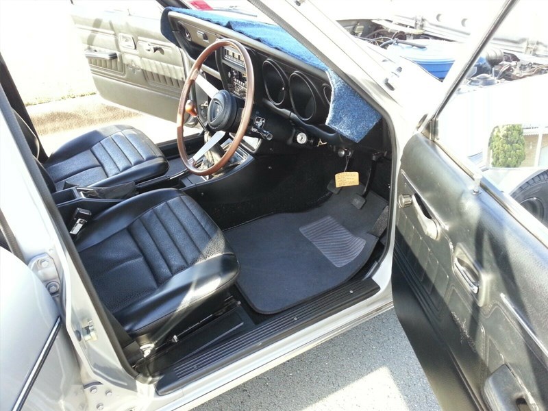 Mazda RX3 interior side