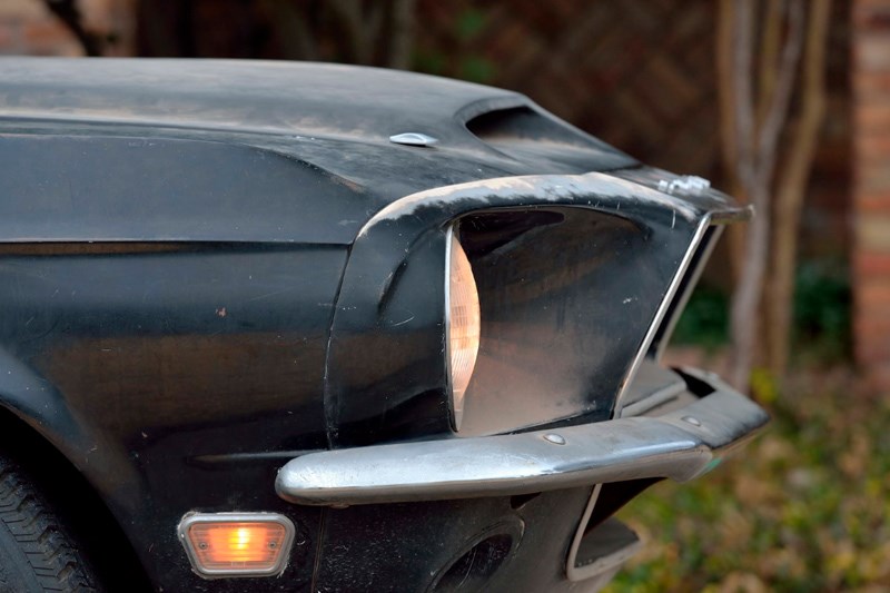 GT500 barn find nose