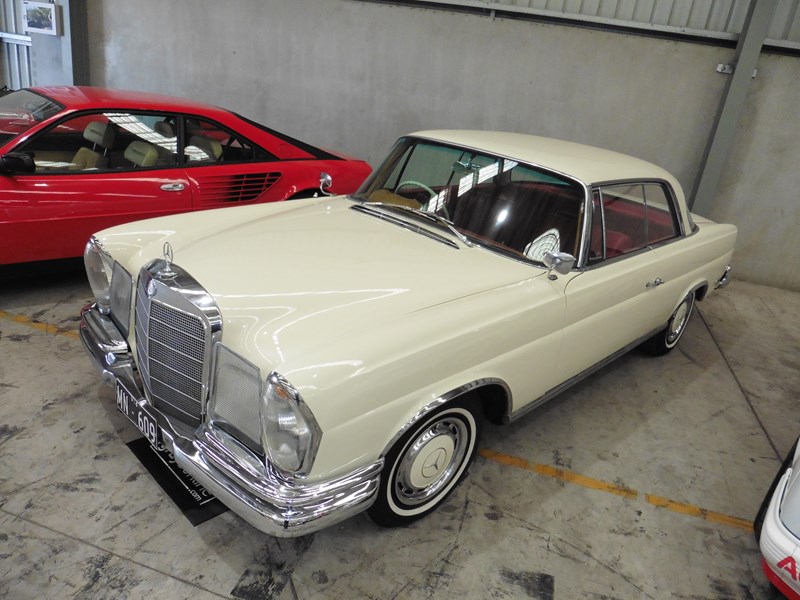 Mercedes Benz 220SE 1966