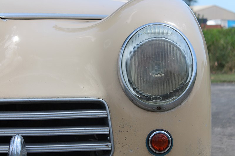 alfa romeo 6c headlight