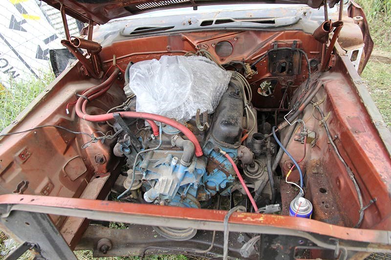 dodge challenger engine bay