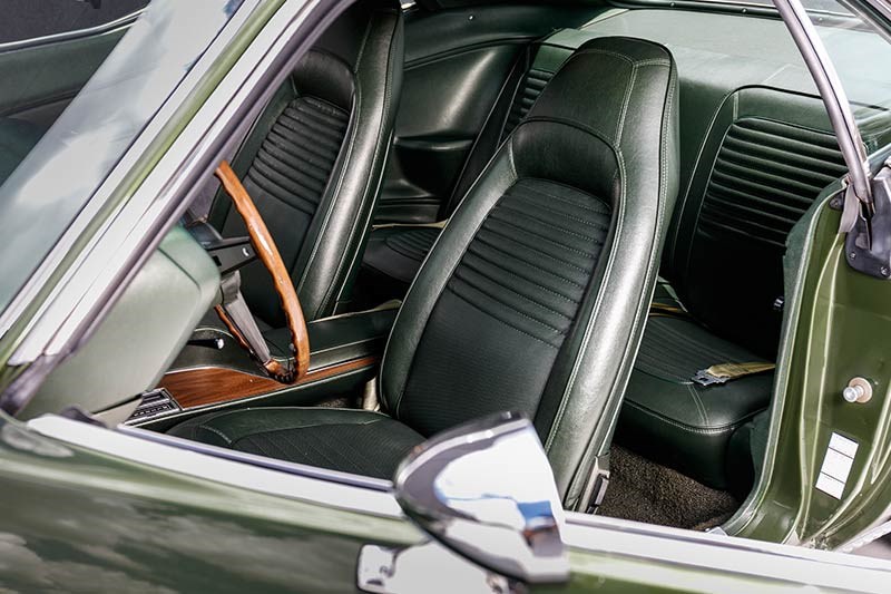 plymouth cuda interior front