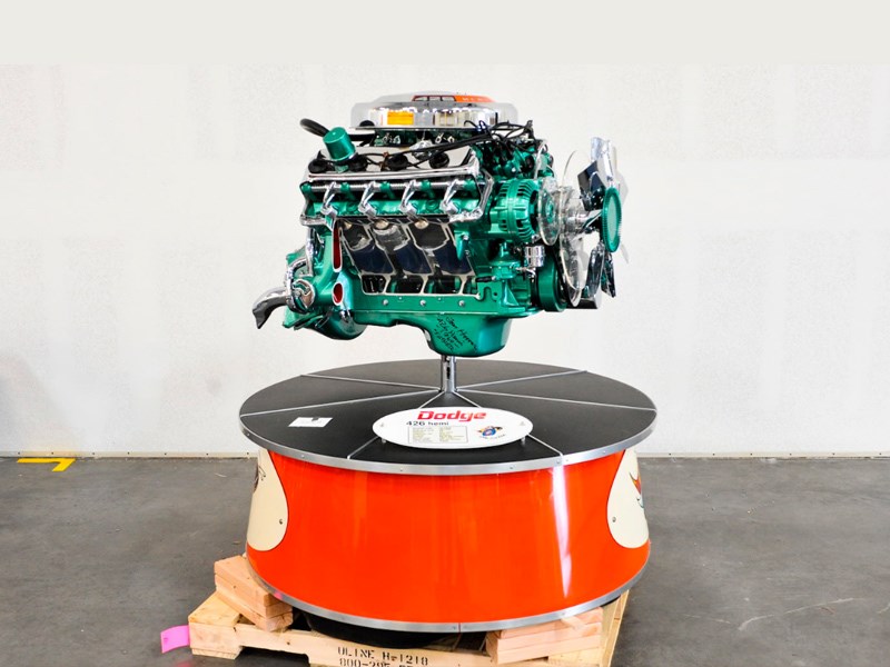 Chrysler display engine Dodge 426