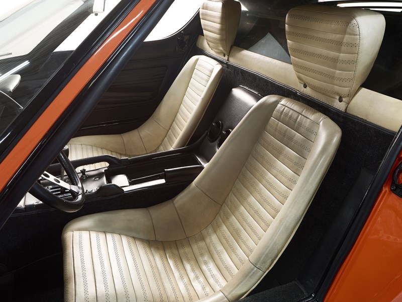 Italian Job Miura interior seats