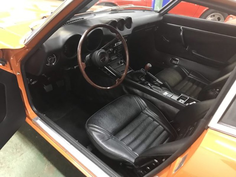 Datsun 240z record price interior