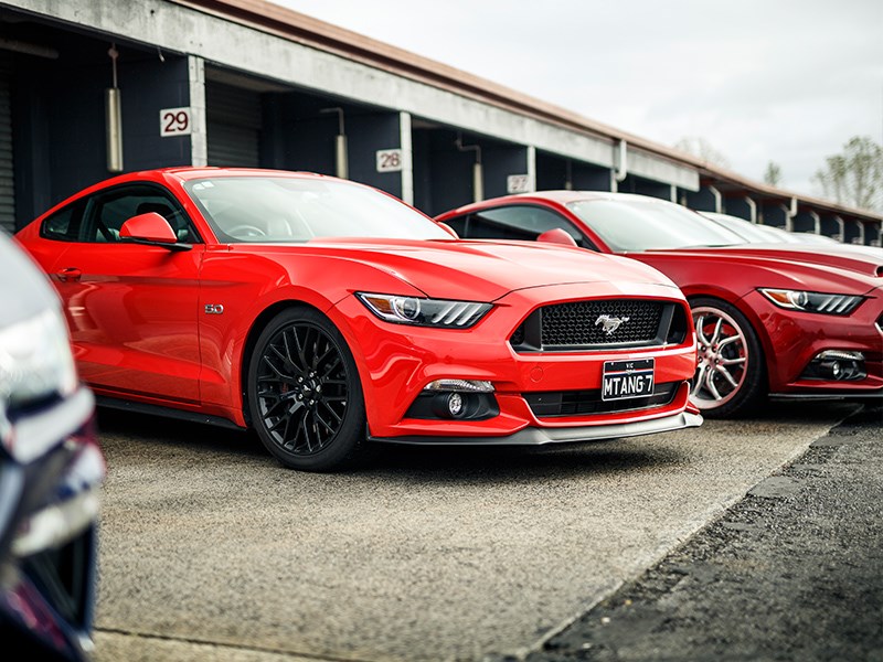 MM Day new mustang red